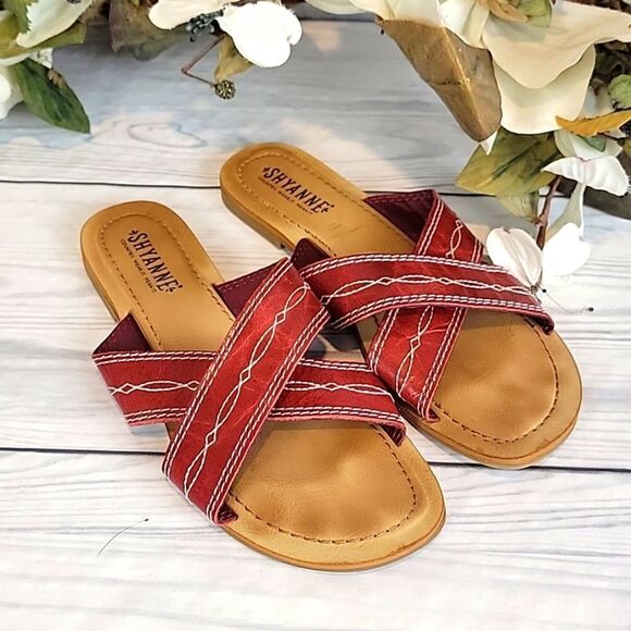 Shyanne slide sandal flats in country red Women's Size 8 - Picture 1 of 8